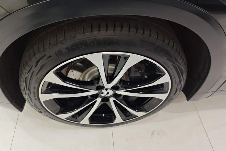 Used Nio ES8 2024 100kWh Signature Edition
