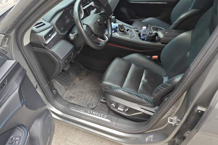 Used Lynk & Co 05 2020 2.0TD Two-Wheel Drive Shine Halo
