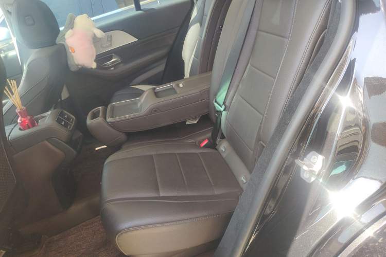 Used Mercedes-Benz GLE 2021 GLE 450 4MATIC Stylish Model Left Rear Seat