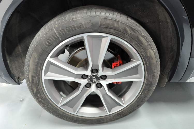 Used Audi Q5L 2022 45T Luxury Dynamic Model
