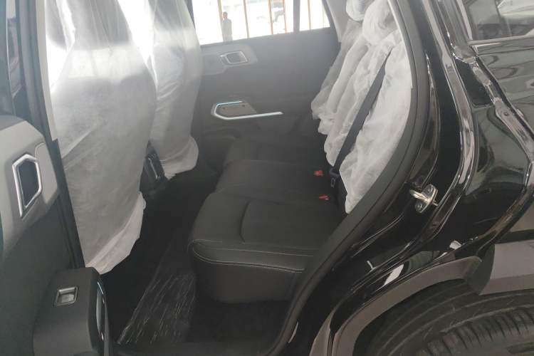 Used Formula Leopard Titanium 3 2025 501 km All-Wheel Drive Intelligent Driving Max Edition