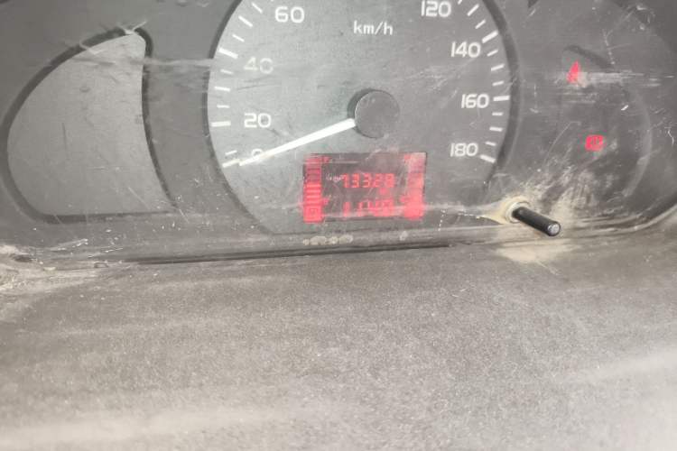 Used Wuling Rongguang 2014 1.2L S Standard Model
