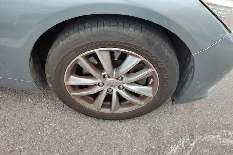 Used Infiniti Q50 2014 2.0T Comfort Edition
