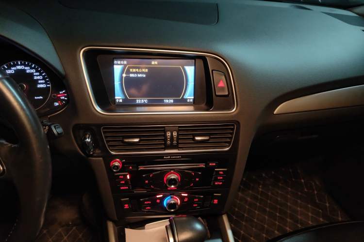 Used Audi Q5 2016 40 TFSI Trendy Edition
