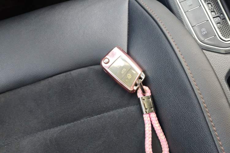 Used Volkswagen Golf Sportsvan 2018 280TSI Automatic Luxury Model Vehicle Key