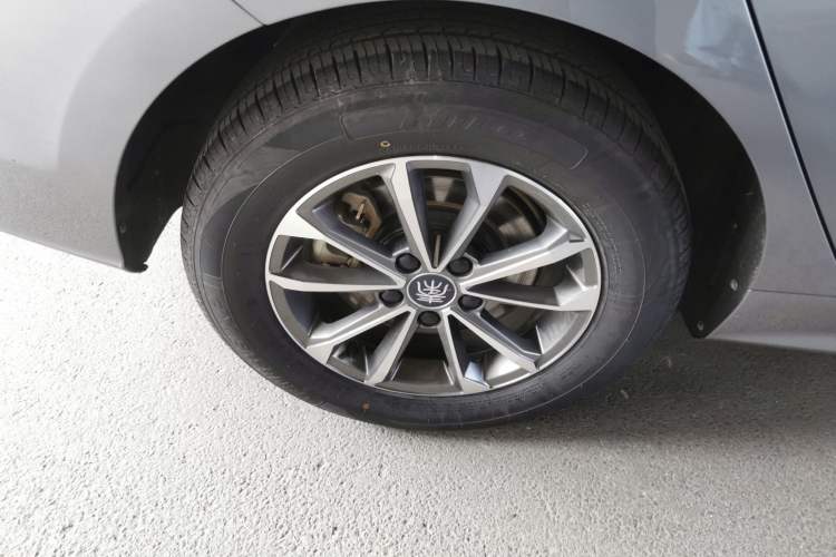 Used BYD Qin PLUS 2024 HONOR Edition DM-i 55KM Leading Model Right Rear Wheel Hub