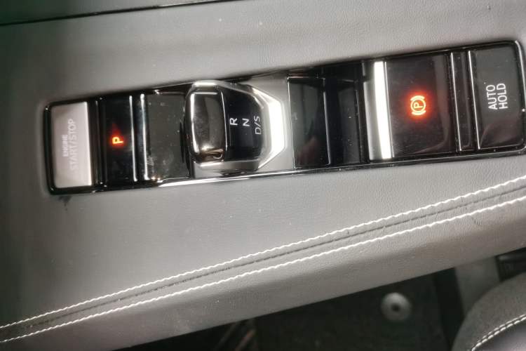 Used Volkswagen Talagon 2025 380TSI All-Wheel-Drive Luxury Jiajing Pro – Shared Edition 6 Seats Gear Lever