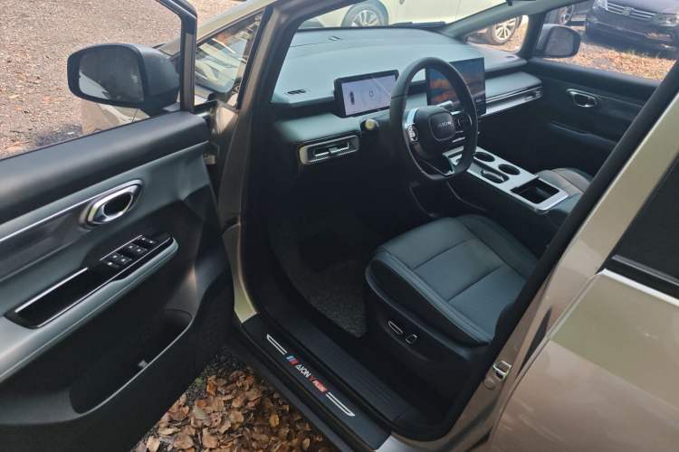 Used AION Y 2024 Younger Star Edition