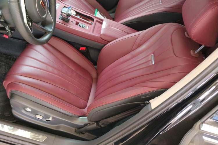 Used Hongqi H5 2024 2.0T Automatic Smart Connect Flagship Edition
