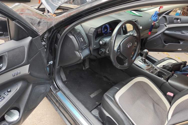 Used Infiniti G Series 2013 G25 Sedan Luxury Sport Edition Driver Seat