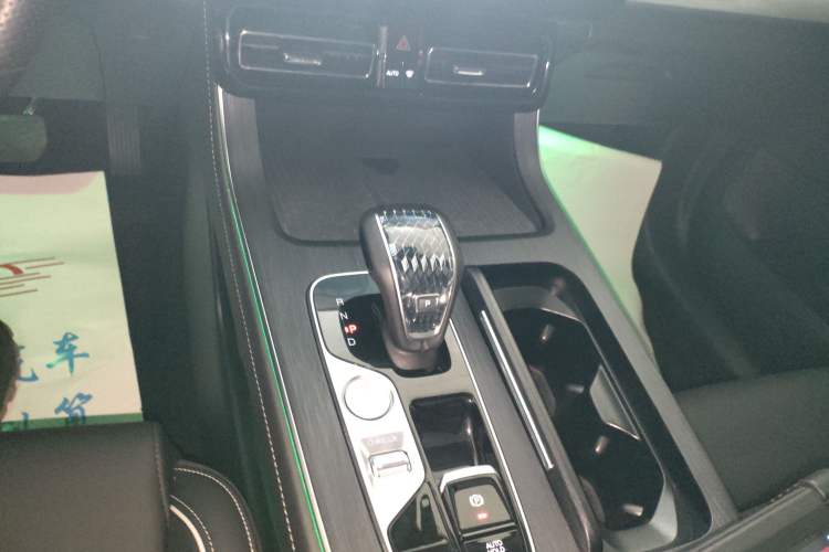 Used GAC Trumpchi GS8 2025 Linghang Series 2.0 TGDI Two-Wheel-Drive Luxury Edition 5 Seats
