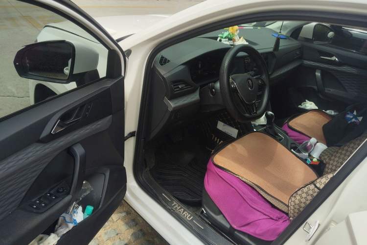 Used Volkswagen Tharu 2022 280TSI Two-Wheel Drive Trend Edition
