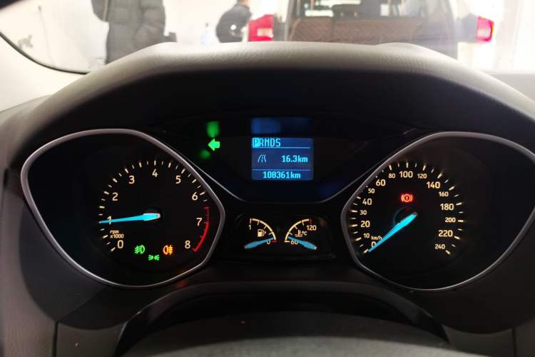 Used Ford Focus 2015 Sedan 1.6L Automatic Comfort Model
