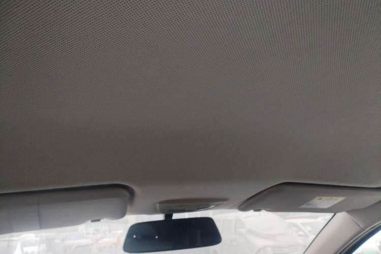 Used Baojun 730 2019 1.5L Manual Fashion Model 7-seater National V
