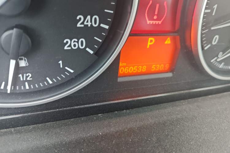 Used BMW 3 Series 2012 325i Luxury Edition