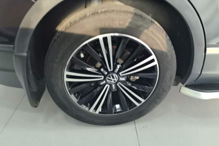 Used Volkswagen Tiguan L 2021 330TSI Automatic Two-Wheel Drive Comfort Edition
