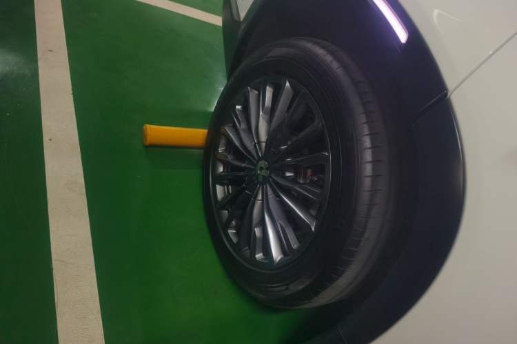 Used Nio ES8 2020 415 km Range 6-Seater Version