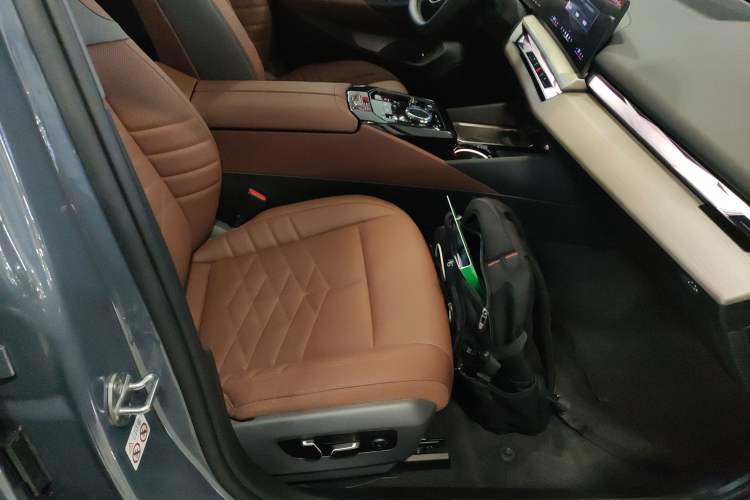 Used BMW 5 Series 2024 530Li Luxury Package Premium Edition