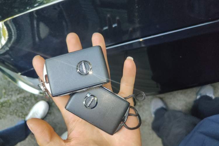 Used Volvo S90 2017 T4 Zhiyuan Edition Vehicle Key