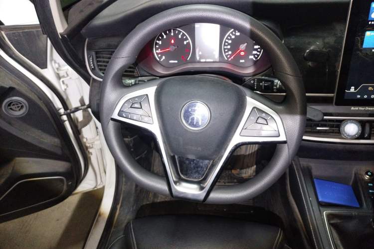 Used BYD Song MAX 2019 1.5T Manual Smart Connect Ruiyi Model 6 Seats China V Standard
