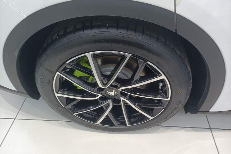 Used ARCFOX Alpha S5 2024 708MAX 200kW
