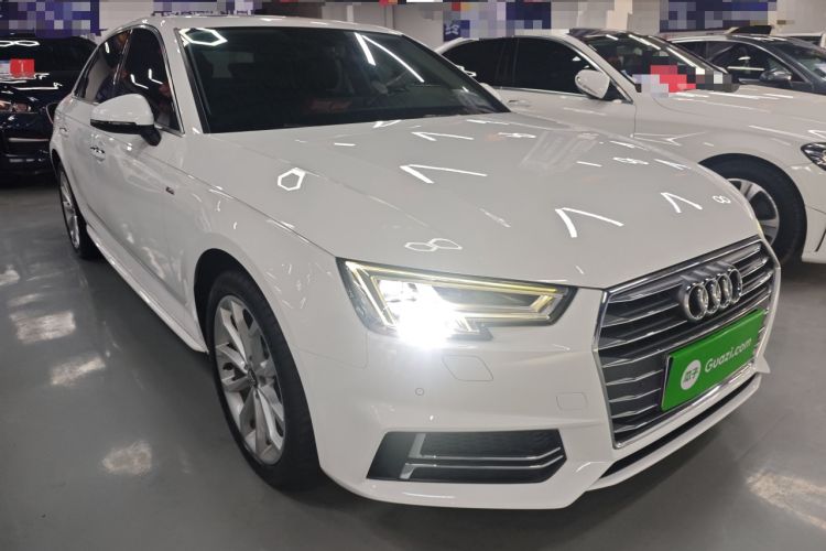 Used Audi A4L 2018 30th Anniversary Edition 40 TFSI Fashion Model
