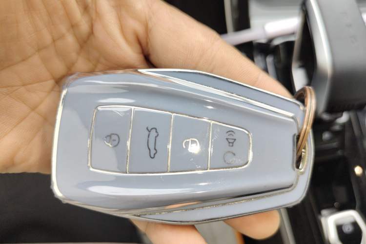 Used Geely Auto FX11 2023 1.5TD DCT Prestige Edition Vehicle Key