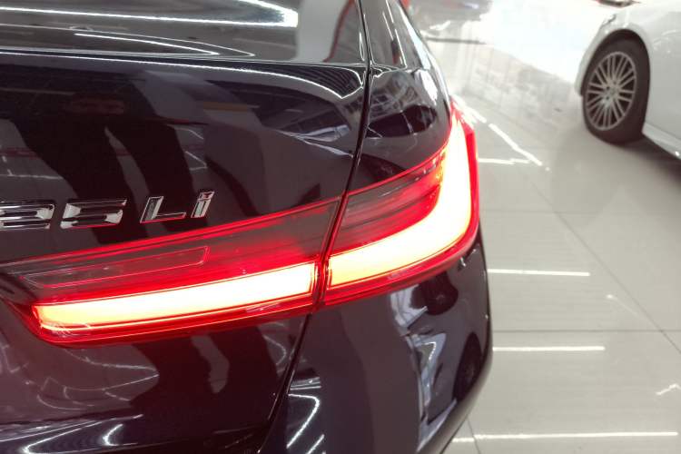 Used BMW 3 Series 2025 325Li M Sport Package
