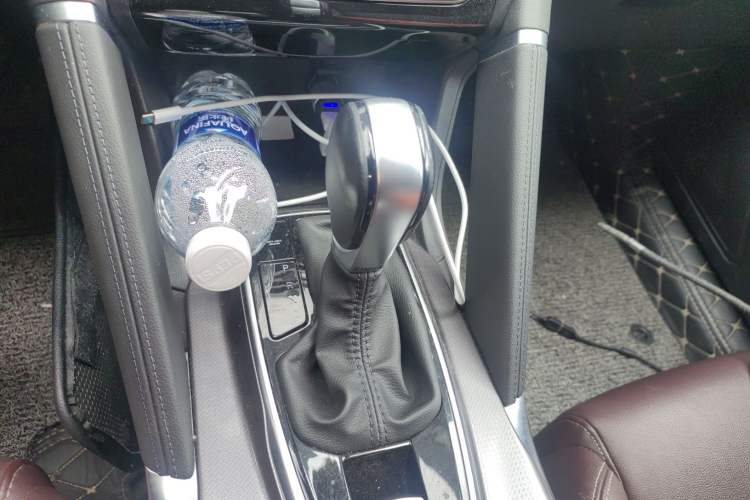 Used Renault Koleos 2018 2.0L Two-Wheel-Drive Luxury Edition