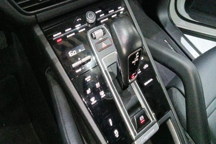 Used Porsche Cayenne E-Hybrid 2021 Cayenne E-Hybrid 2.0T