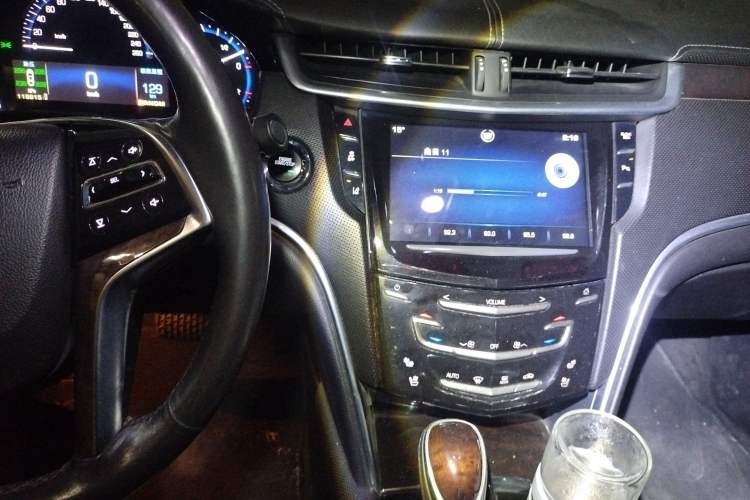 Used Cadillac XTS 2014 28T Luxury Model