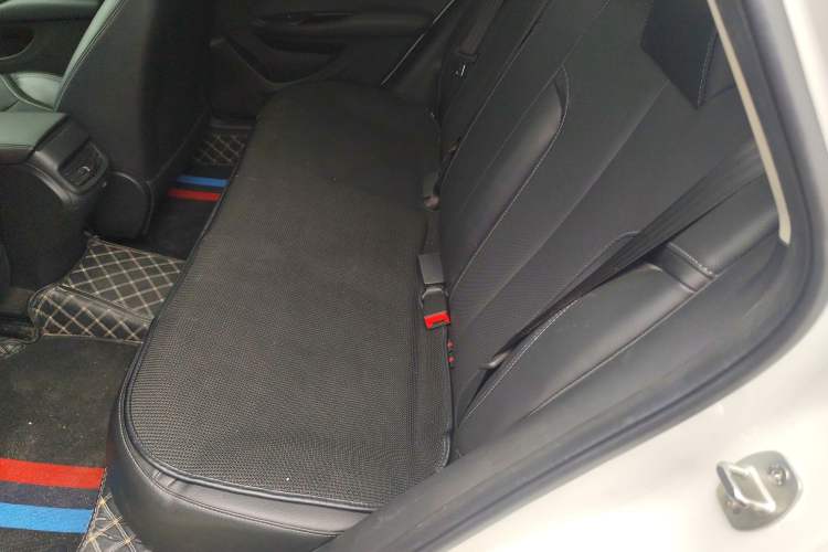 Used Buick GT 2021 Revised Version Flagship 1.5L Automatic Elite Edition Left Rear Seat