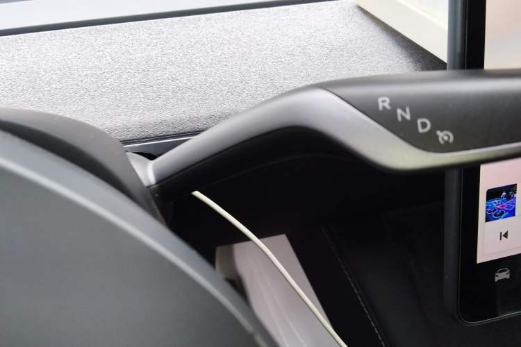 Used Tesla Model Y 2023 Rear-Wheel-Drive Version