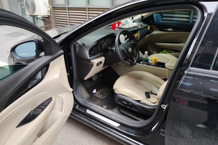 Used Buick Regal 2020 552T Elite Edition Driver Seat