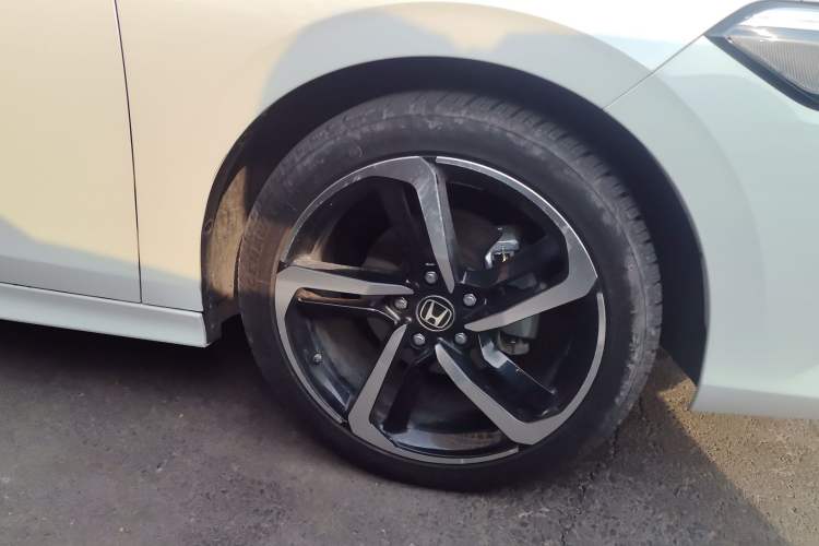 Used Honda Civic 2023 240TURBO CVT Dynamic Edition
