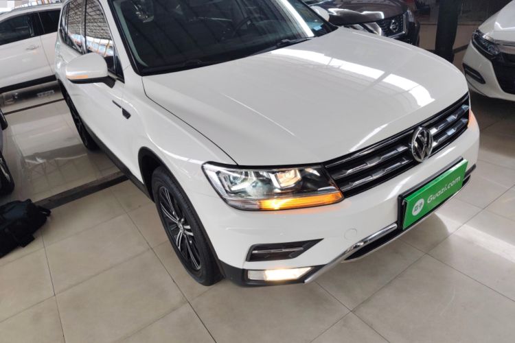 Used Volkswagen Tiguan L 2019 Updated Version 330TSI Automatic Two-Wheel Drive Panoramic Comfort Edition China VI Standard