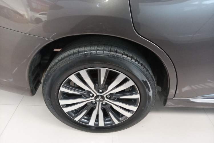 Used Mitsubishi Outlander 2021 Revised Version 2.0L Two-Wheel Drive Enjoyment Edition 5 Seats
