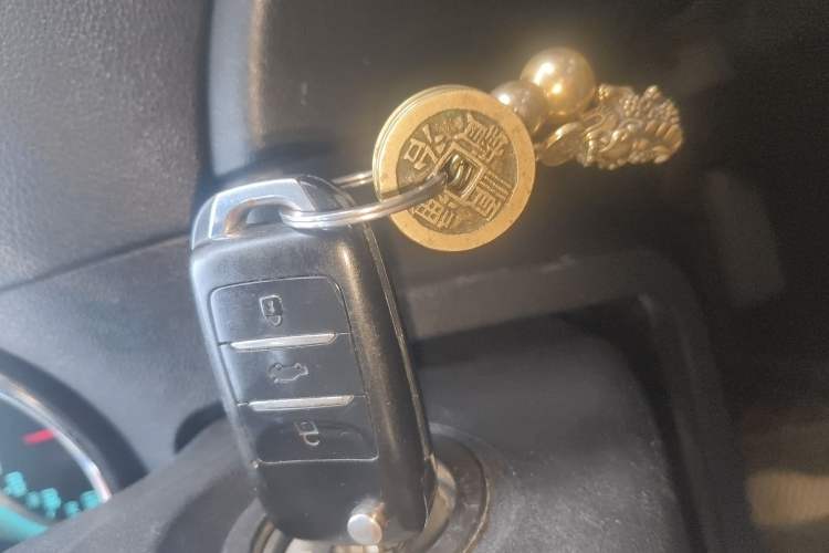 Used CHANGAN CS35 2014 1.6L Automatic Luxury Model China IV Standard
