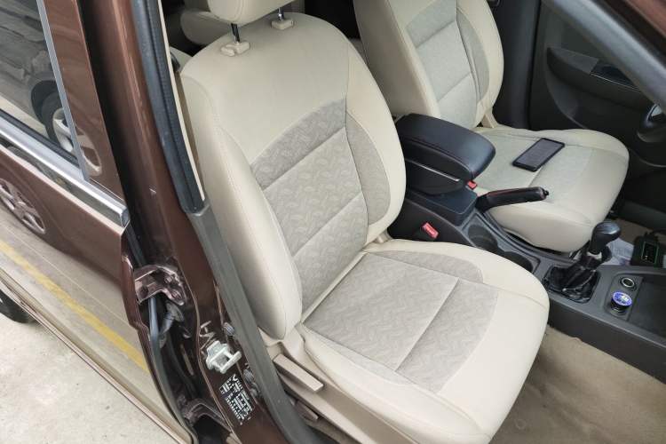 Used Wuling Hongguang 2014 1.5L S Standard Version