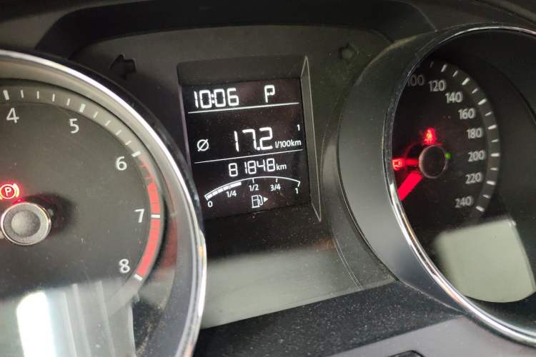 Used Volkswagen Bora 2016 1.6L Automatic Fashion Model
