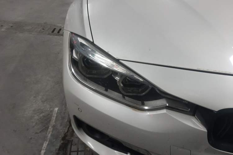 Used BMW 3 Series 2017 320Li Fashion Model Right Front Headlight