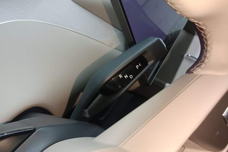 Used Xiaomi Auto YU7 2025 Ultra-Long Range Rear-Wheel Drive Version
