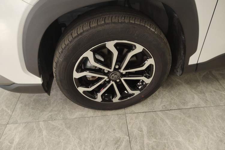 Used Toyota FRONTLANDER 2023 2.0L Smart Electric Hybrid Dual-Engine Deluxe Version