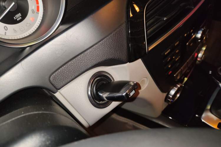 Used Mercedes-Benz C-Class 2010 C 200K Fashion Model
