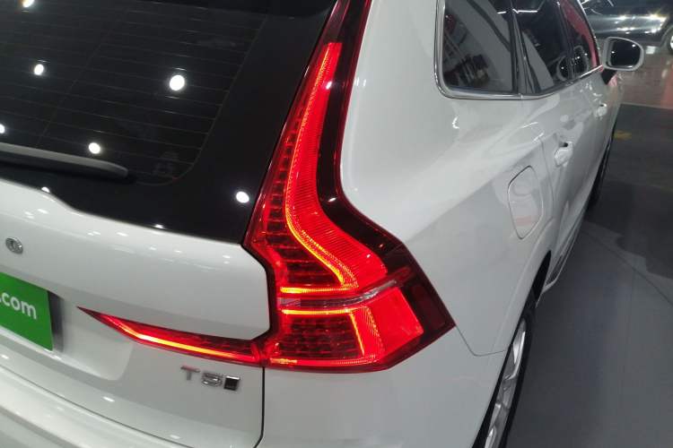 Used Volvo XC60 2021 T5 4x4 Smart Luxury Edition
