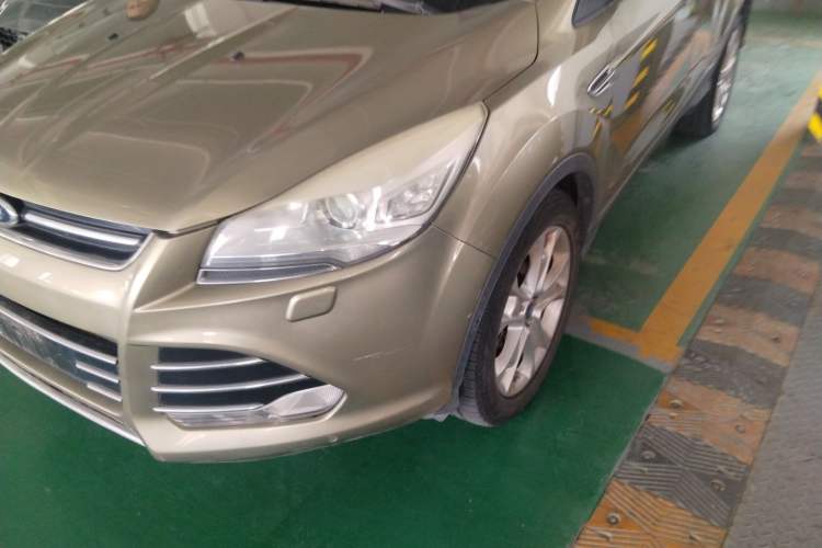 Used Ford Kuga 2013 2.0L GTDi Four-Wheel-Drive Sport Model