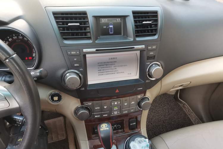 Used Toyota Highlander 2009 3.5L 4x4 7-Seater Luxury Edition Audio And AC Panel