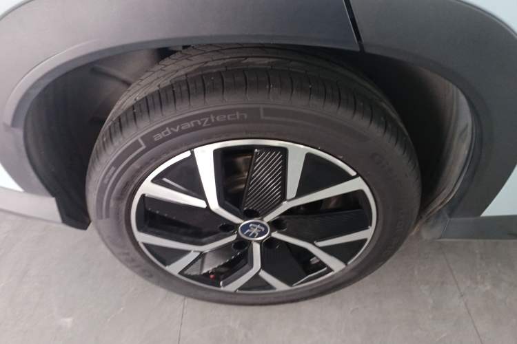 Used BYD Song L DM-i 2025 Intelligent Driving Version 160 km Beyond-Range Type
