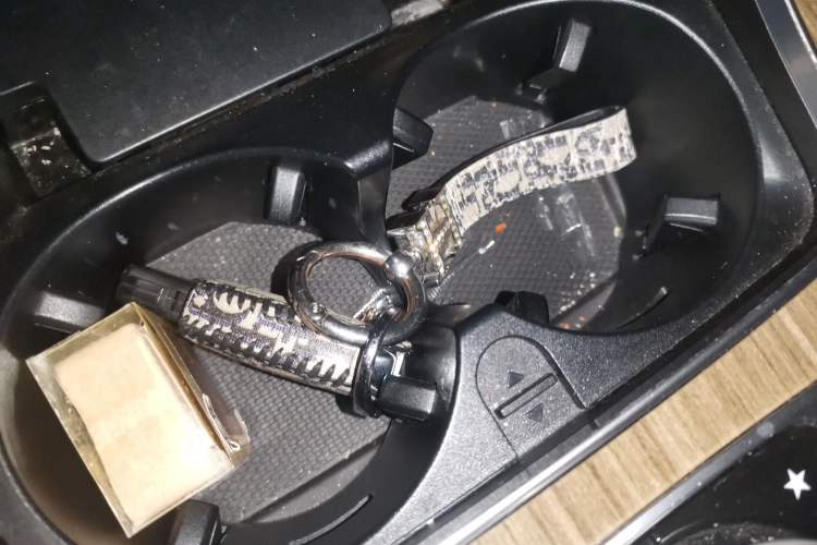 Used Mercedes-Benz GLC Coupe 2018 GLC 260 4MATIC Coupe SUV Vehicle Key