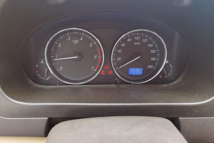 Used BAIC Weiwang M20 2017 1.5L M20S Basic Version DAM15DL
